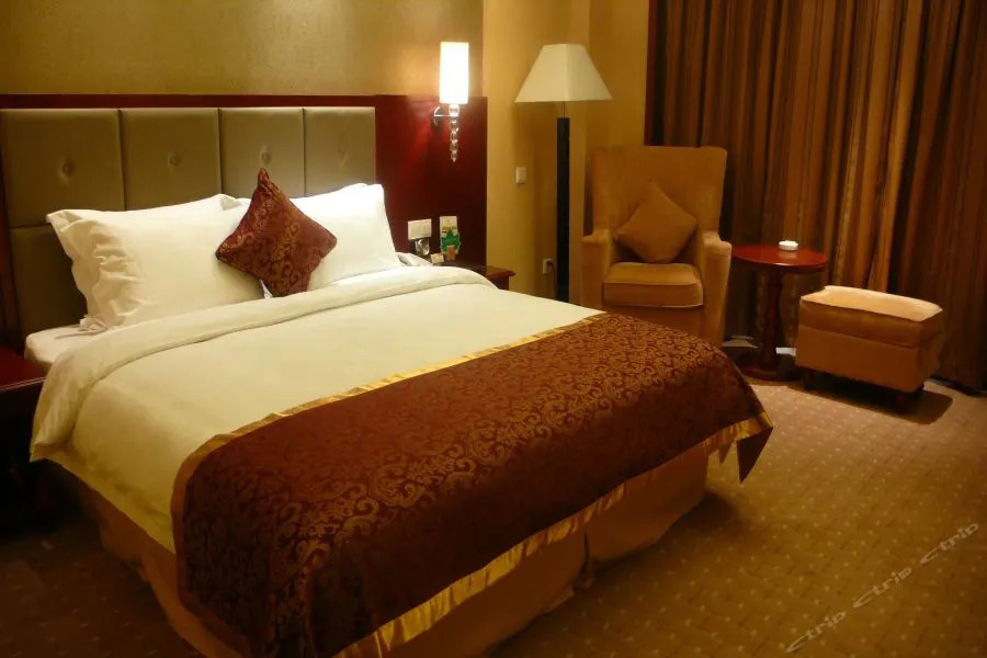 Yiyang Huatian Hotel