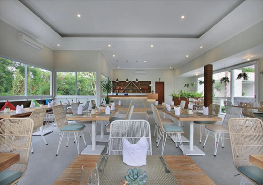Tapa Tepi Kali Canggu