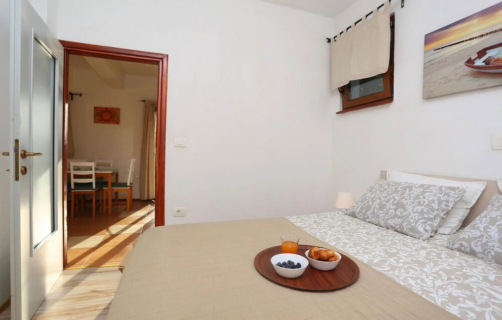 Lovely Home In Ripenda Verbanci