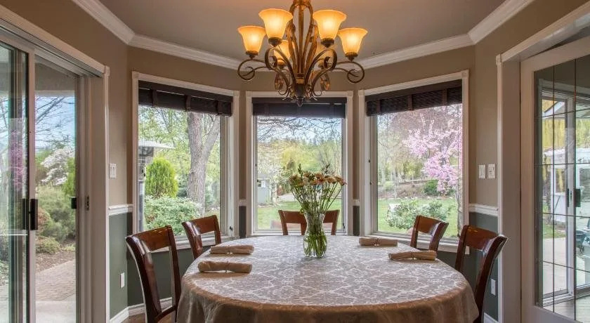 Serenata Guesthouse & Vineyard Retreat