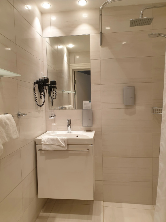 Best Western Plus Hotel Hebron