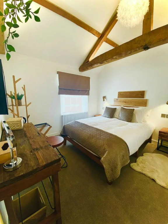 The Cherry Tree Hotel
