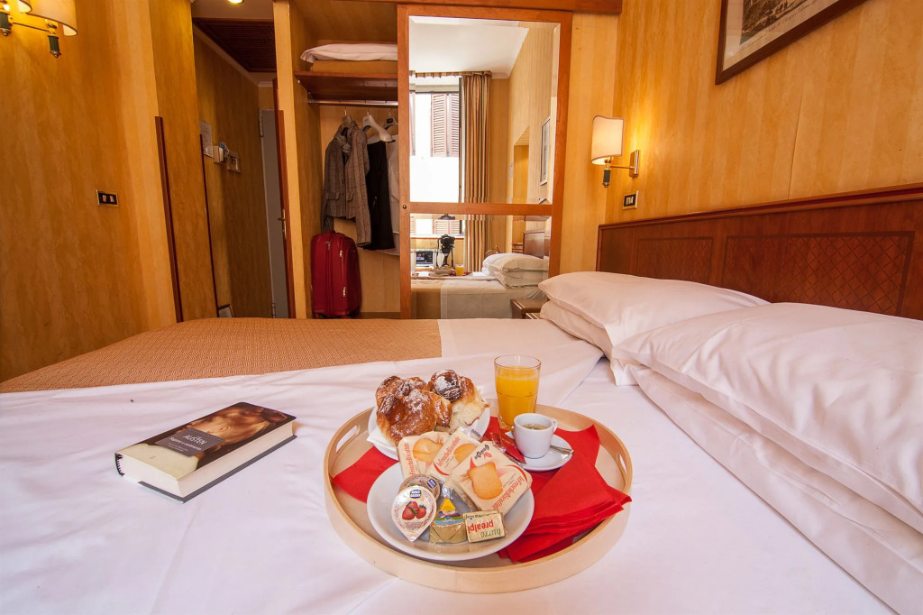 Hotel Pomezia