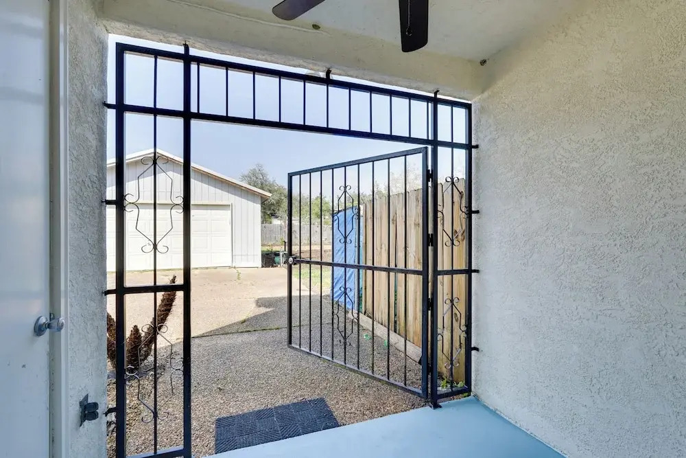 Panama City Townhome w/ Balcony, Water Views!