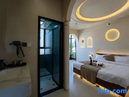 Floral Hotel·Zhifou · Roof Garden Terrace · Designer Villa (West Street)