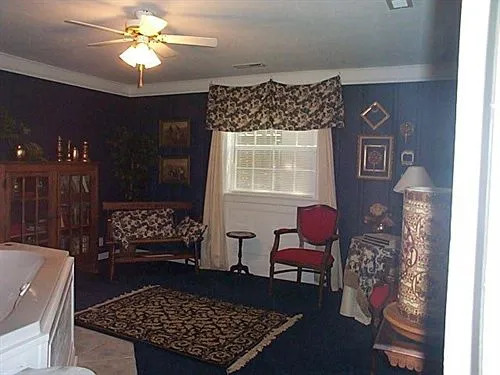 Garden Walk Inn