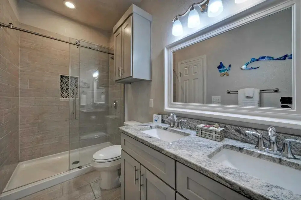 Priv Pool, Walk to Marina + Eateries, 3 Mins to Beach Marlin Azul by Avantstay