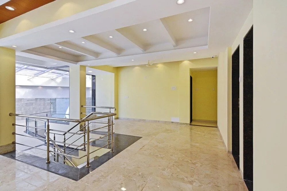 OYO 23365 Hotel Bright Plaza