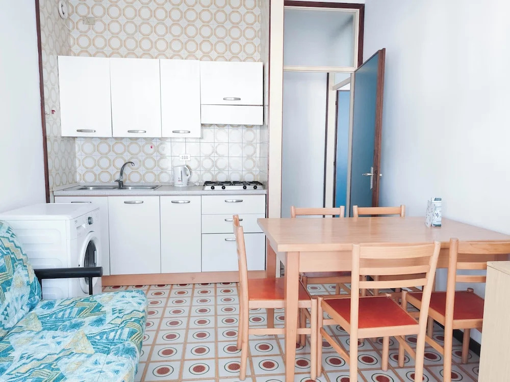 Cozy Flat Near the Beach