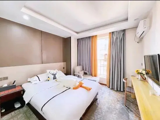 Kunming Fuxuan Hotel (ShopCuihu Park)