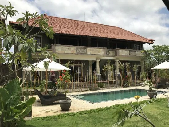 Bali Illumination Park Cottage