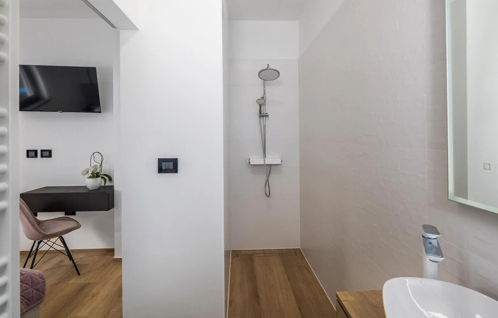 Amazing Home in Medulin With Outdoor Swimming Pool, Wifi and 4 Bedrooms