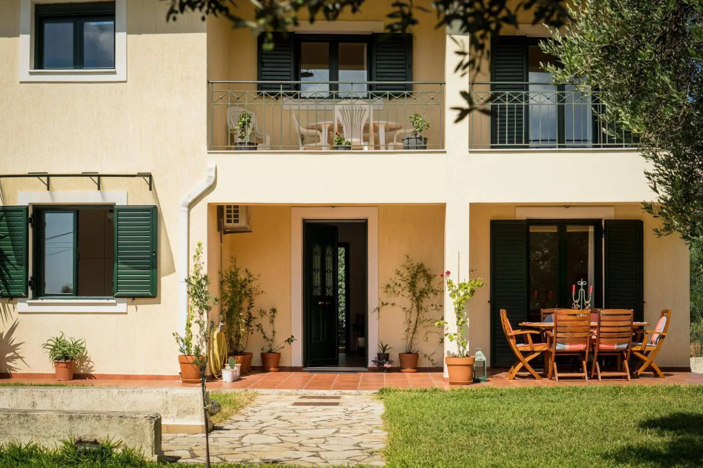 Koxyli Studios & Apartments