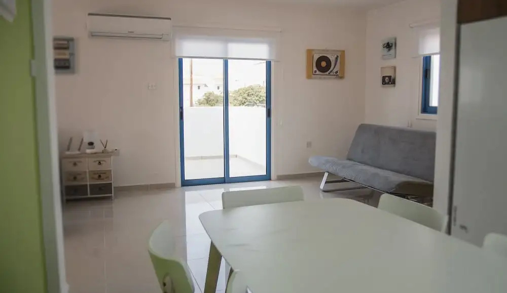 Anatoli 3BR Holiday Home Near the Beach
