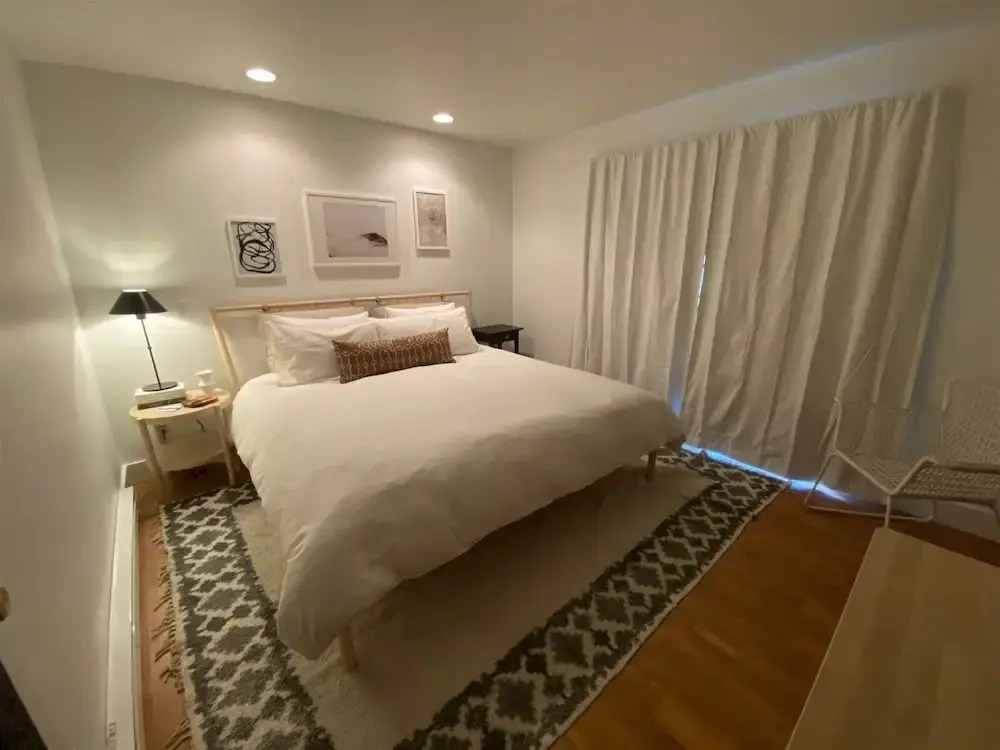 Andora Villa #123 Newly Remodeled 2 BR / 2Bath, Centrally Located, Close to Town Center