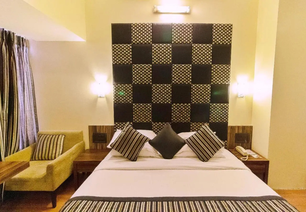 Hotel The Silver Inn Mumbai