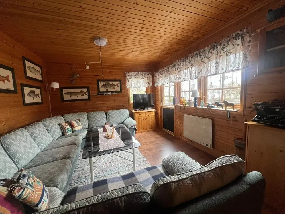 5 Person Holiday Home in Bredaryd