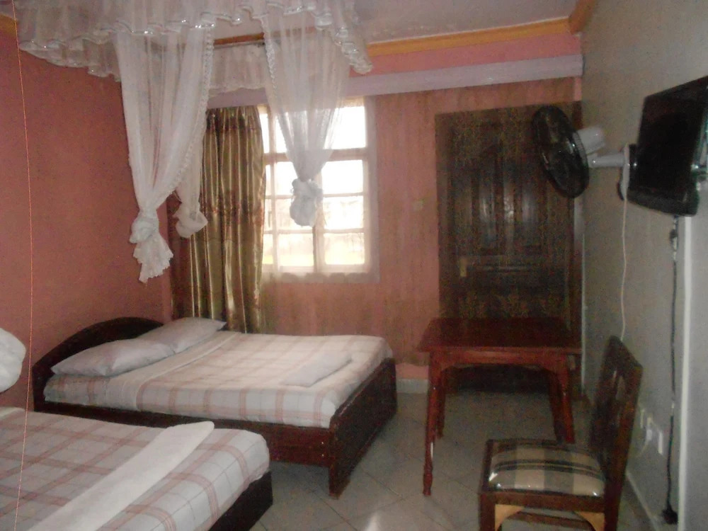 Riversand Hotel