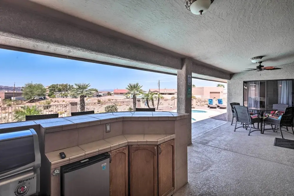Heated Pool, Spa & Mtn Views: Lake Havasu Home!