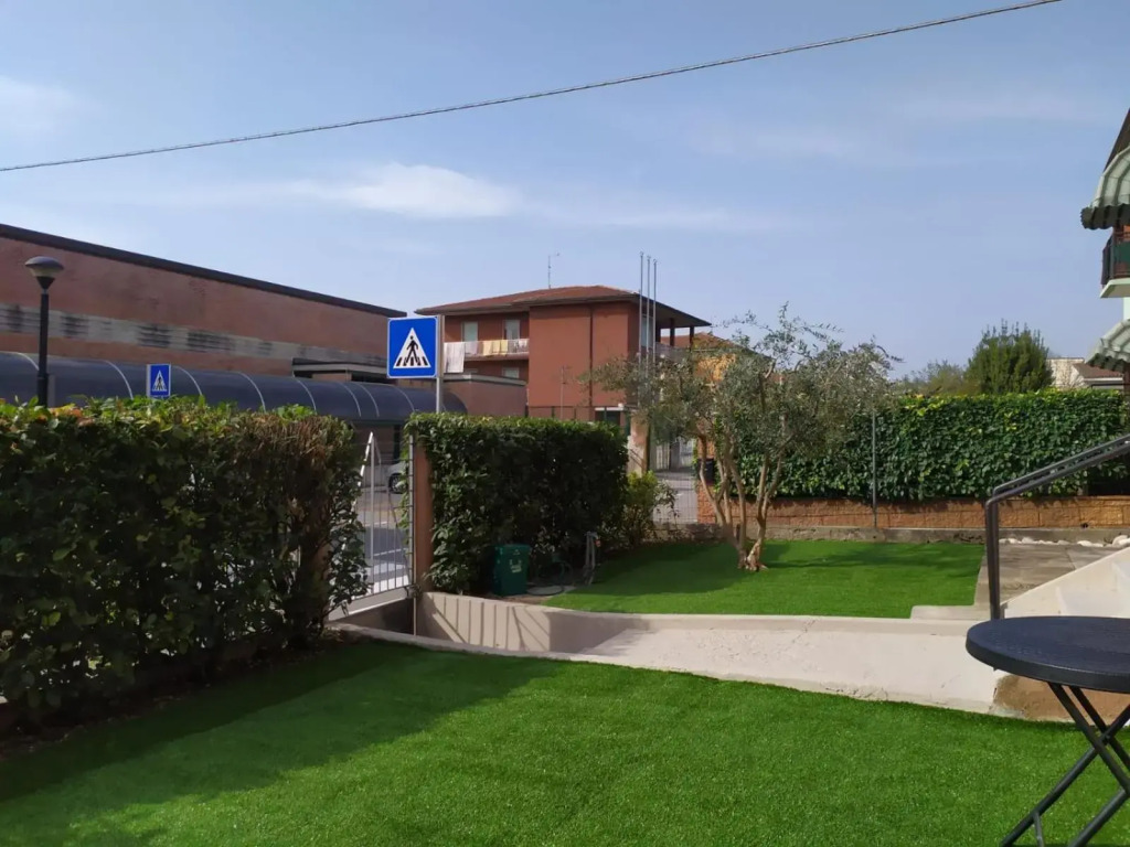 Intero appartamento, Caldiero, 2 camere giardino