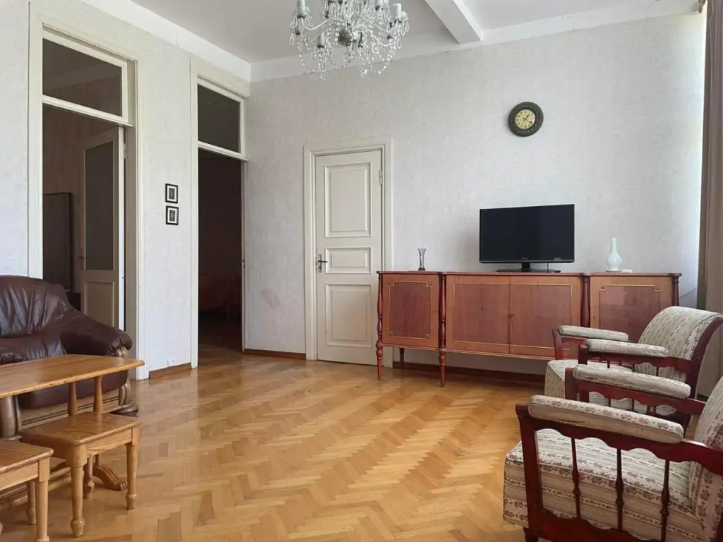 Guesthouse on Gorgasali Street 11