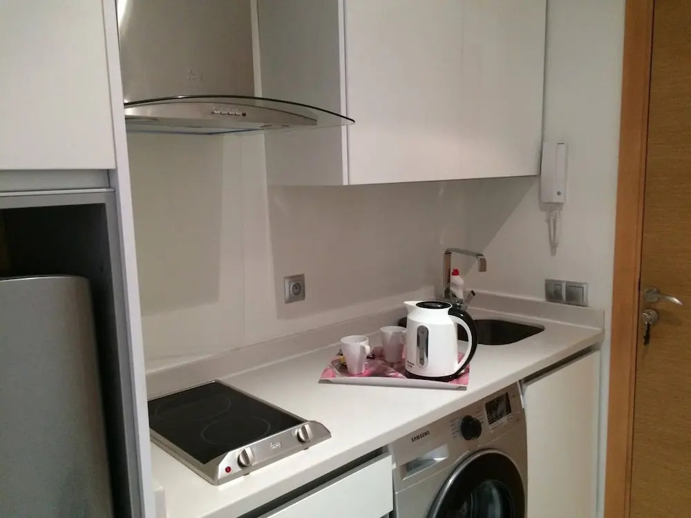 Lovely Furnished Apartment -b.new @ Maarif/ghandi