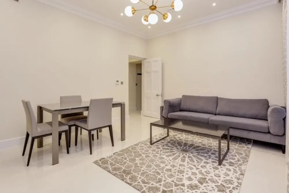 Luxury Mayfair 1 bed Apartment With A C