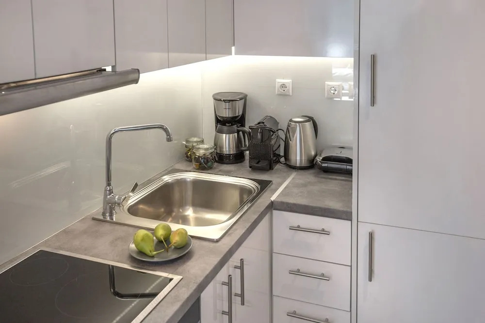 Beautiful apartment near Acropolis by GHH