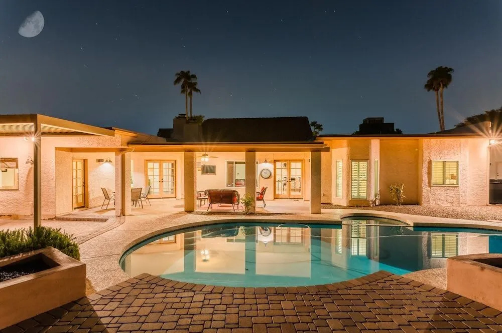 North 55th Street - Desert Ridge
