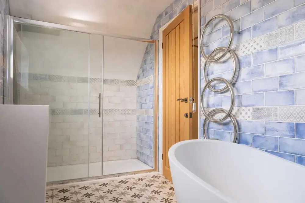 Lush & Spacious 3BD House - East Brighton