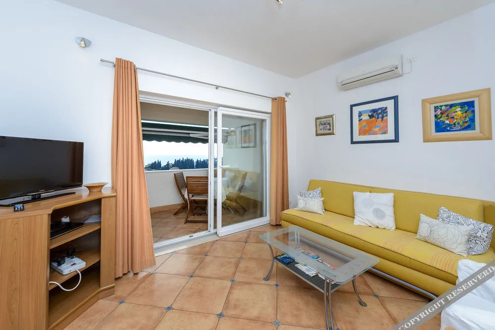 Duplex Maria Di, Free Parking, Sea View