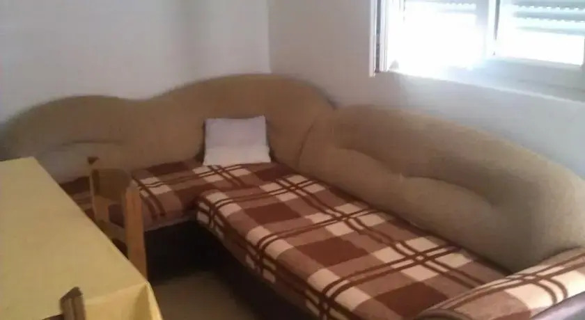 Apartments Karlo