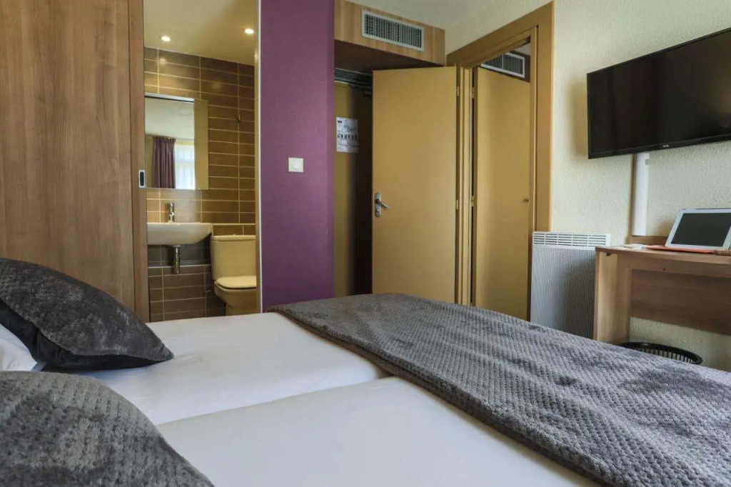 Contact Hotel Atoll