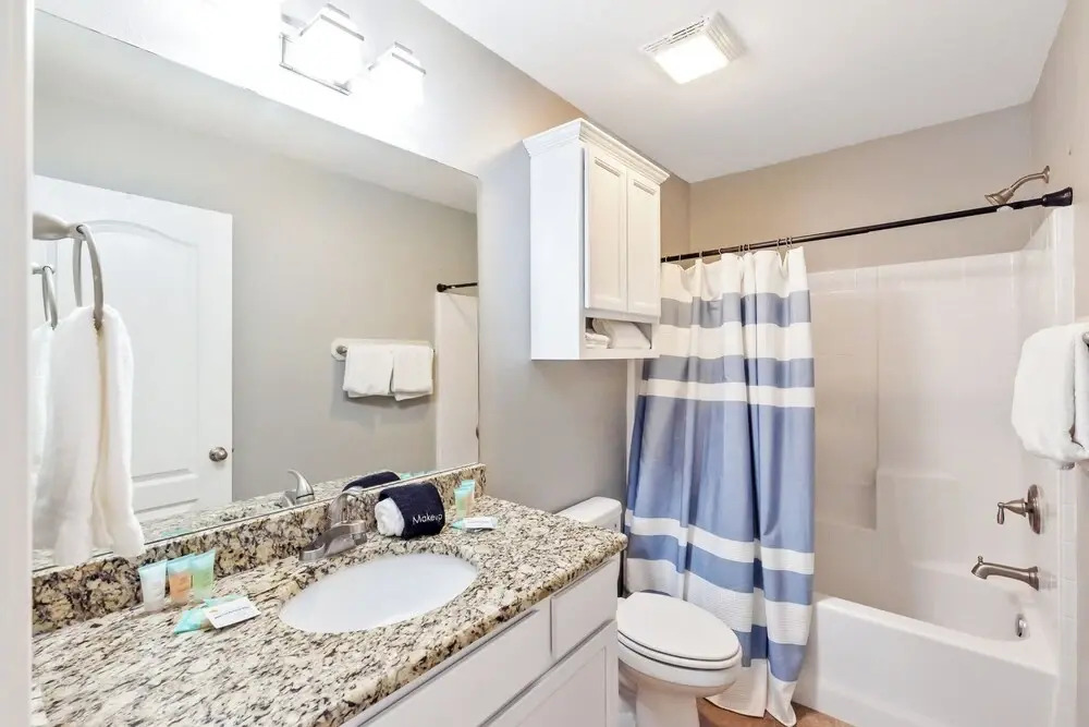 Latitude Adjustment - Private Pool Elevator!