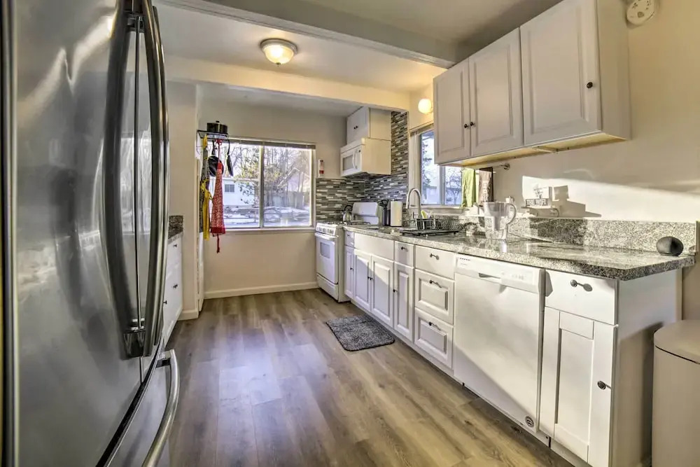 Gateway to Mt Rose Ski! Reno Home w/ Fireplace