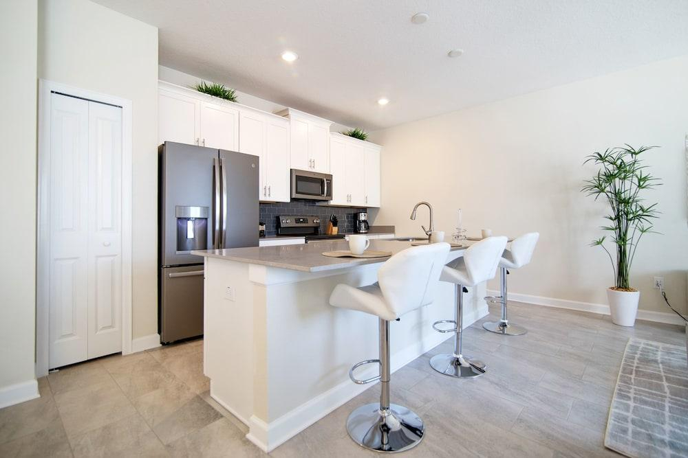 Storey Lake 4953