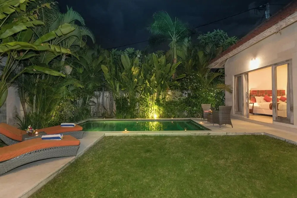 Villa Briana Seminyak by Villas R Us