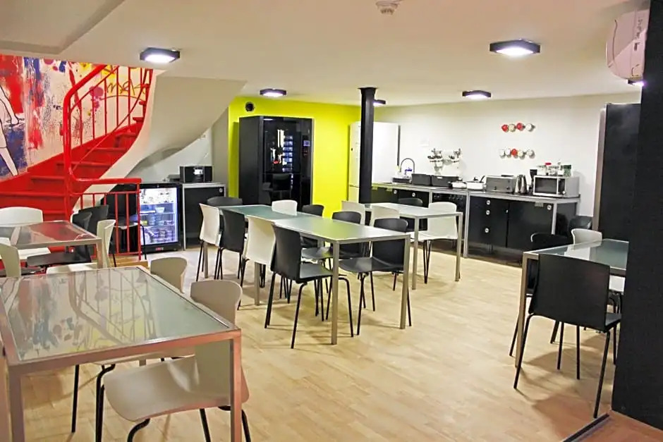 Corner Hostel