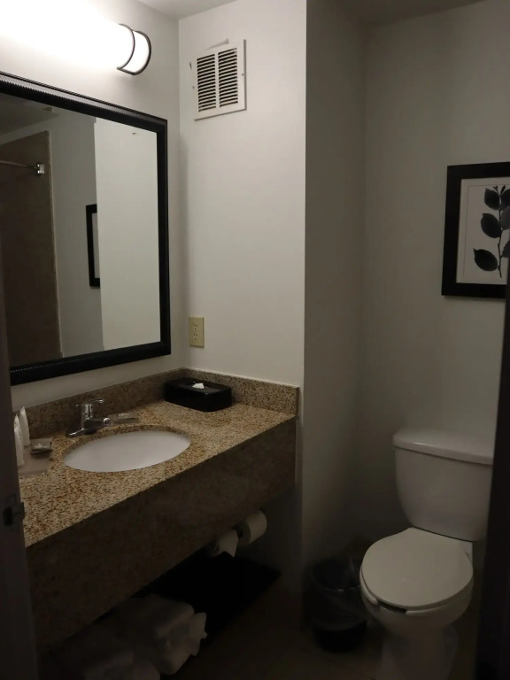 Country Inn & Suites by Radisson, Emporia, VA