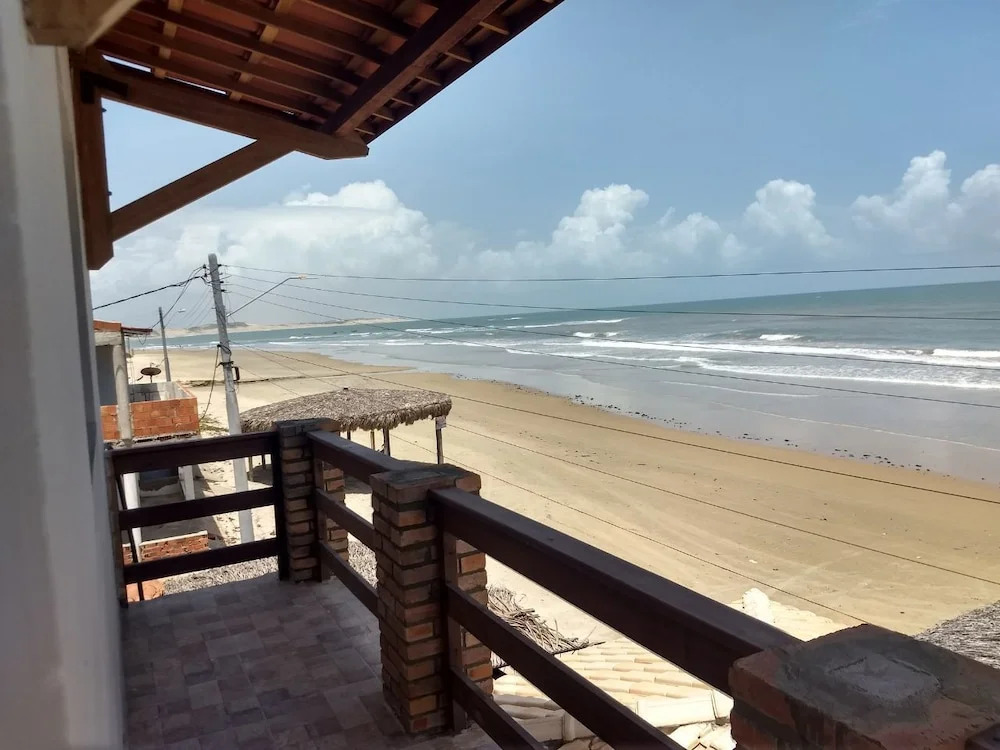 Pousada e Restaurante Altas Horas Beach
