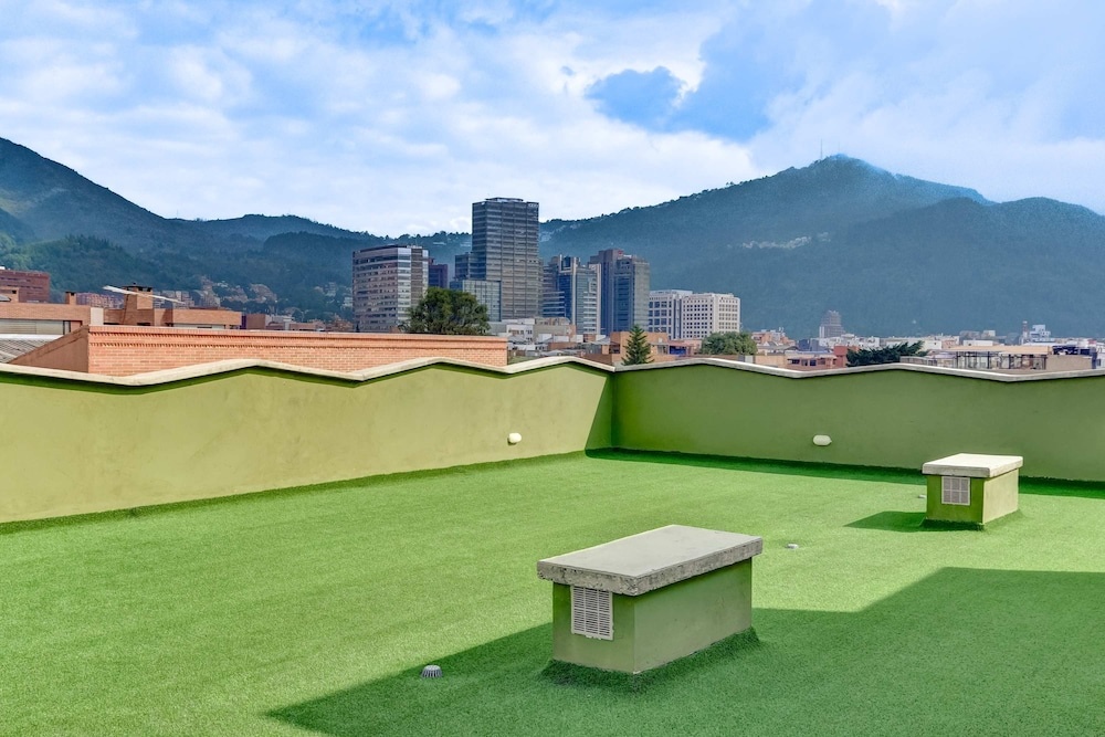 w Inviting Loft w Balcony in Usaquen