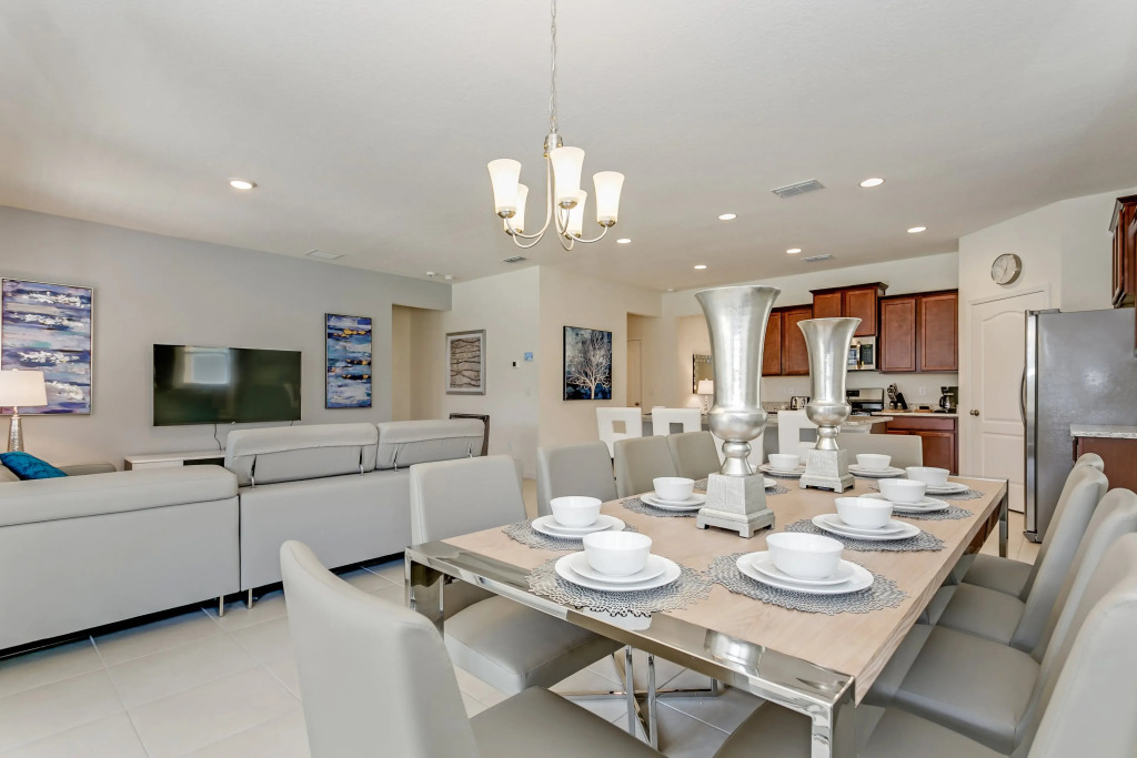 7036OAKWOOD villa