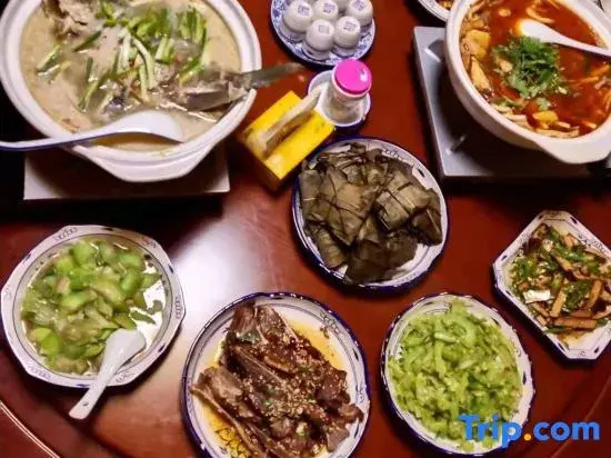 Xi Jie Homestay (Border Town Tea Cave Scenic Area Branch)