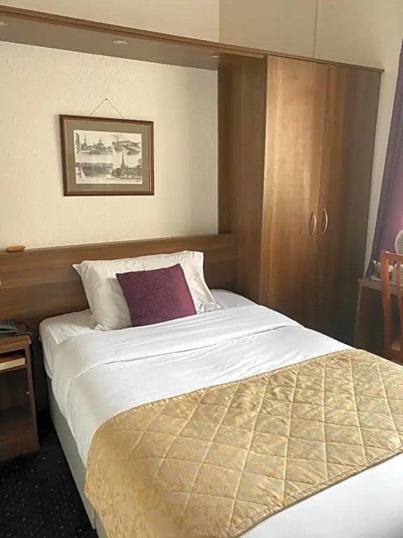 The Tudor Hotel