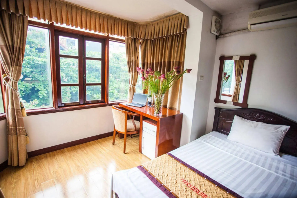Hanoi Ancient Paradise Hotel