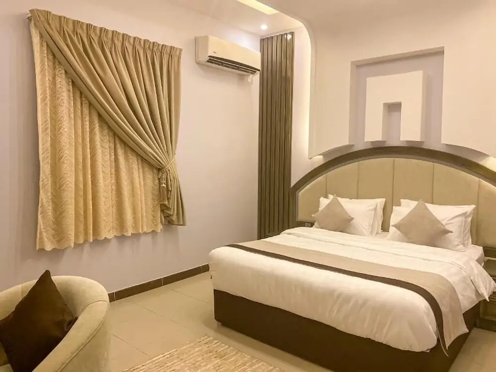 Casa Suites Al Munsiyah
