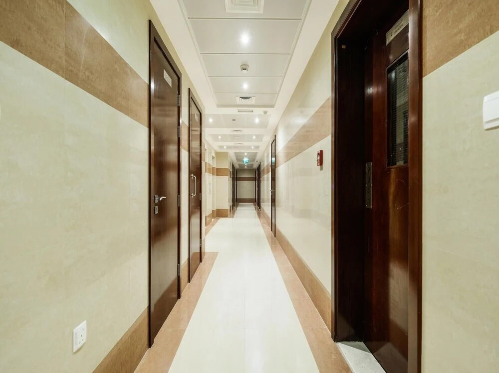OYO Home 233 1BHK Marina Suites