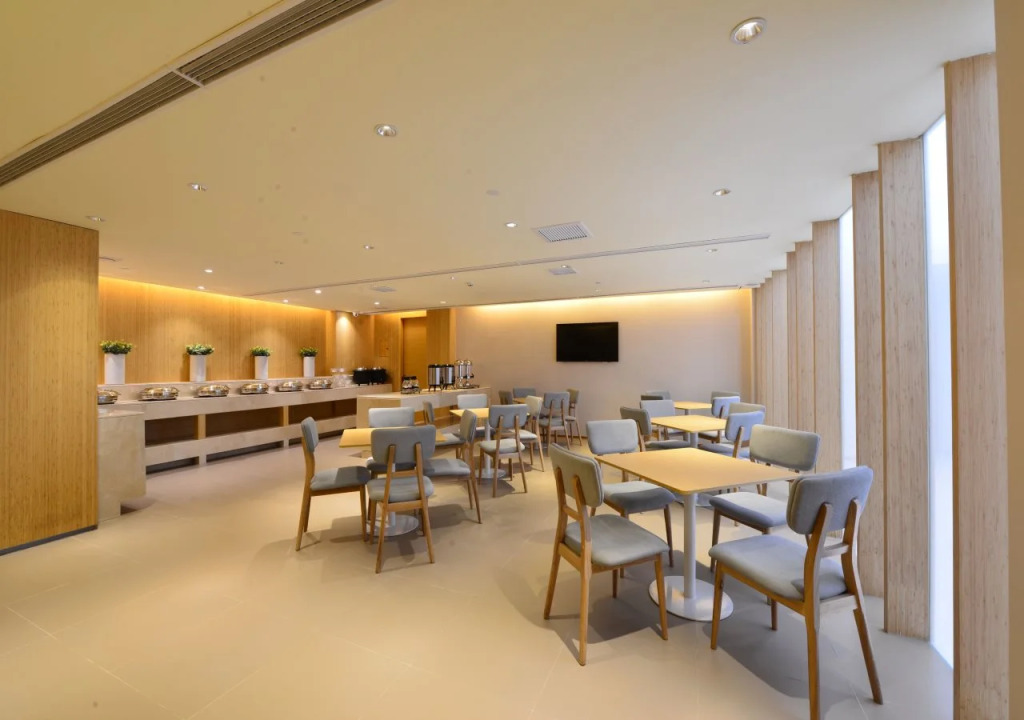 Ji Hotel Shanghai Jiading Qinghe Road
