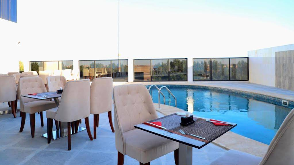 Five seasons Hotel & Spa