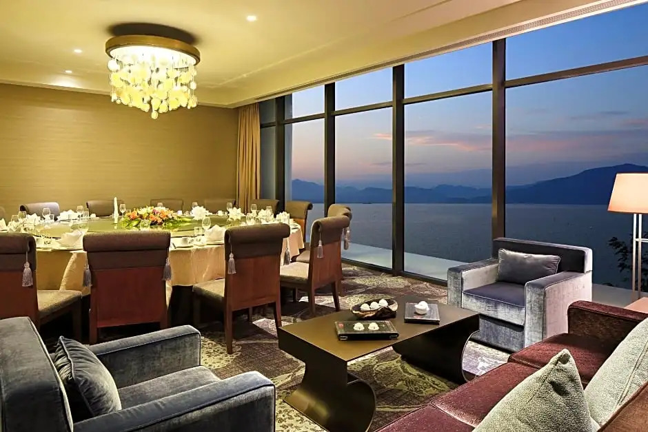 Crowne Plaza Huangshan Taiping Lake